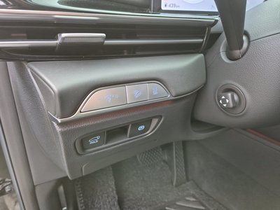GENESIS GV80 - 8
