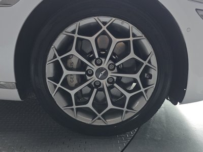 صورة 8 لـ 2022 Genesis G80 (RG3)