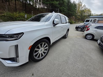 CADILLAC ESCALADE - 9