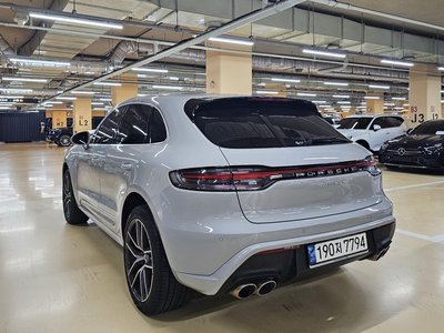 2022 Porsche MACAN 缩略图 17