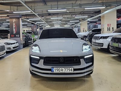 2022 Porsche MACAN — фото 5