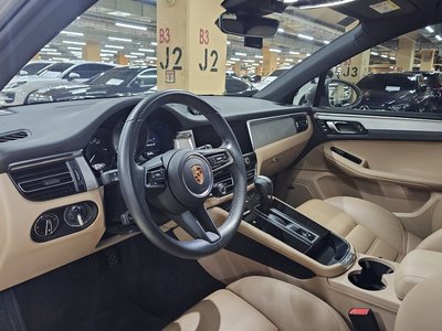 2022 Porsche MACAN — фото 8