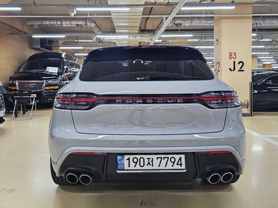 2022 Porsche MACAN 缩略图 19
