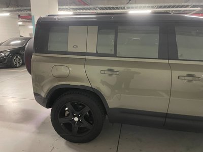 LAND ROVER DEFENDER - 3