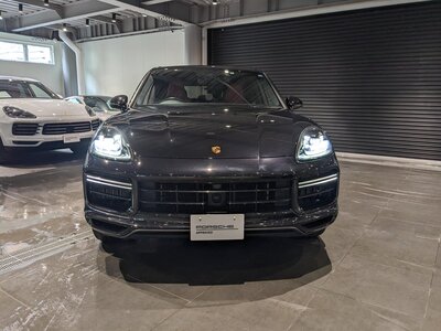 PORSCHE CAYENNE - 6