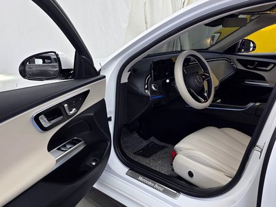 MERCEDES-BENZ E-CLASS - 10