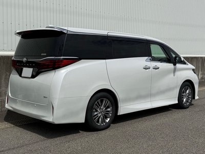 TOYOTA ALPHARD - 3
