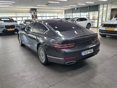 GENESIS G80 (RG3) - 5