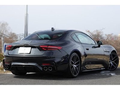 MASERATI GRANTURISMO - 6