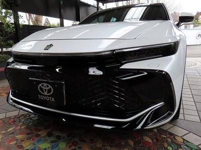 TOYOTA CROWN CROSSOVER - 1