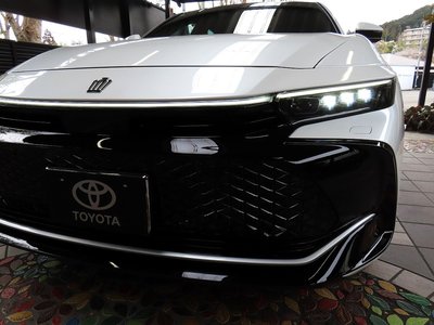 TOYOTA CROWN CROSSOVER - 10