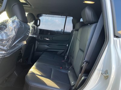 2025 Toyota LAND CRUISER 250 — миниатюра 24