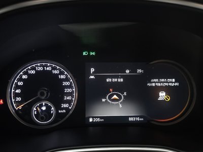 GENESIS GV80 - 8