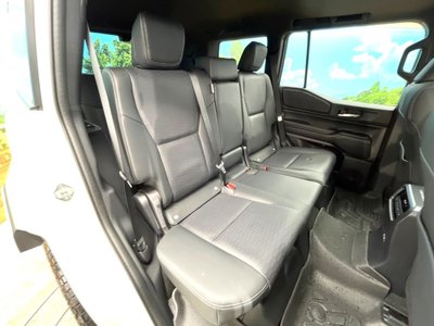 TOYOTA LAND CRUISER 250 - 9