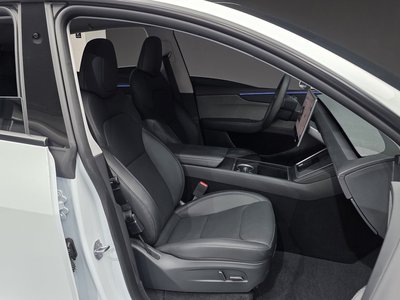 2025 Tesla MODEL Y — миниатюра 16