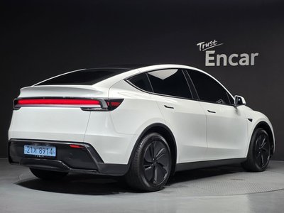 2025 Tesla MODEL Y 照片 3