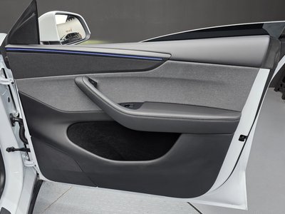 2025 Tesla MODEL Y — миниатюра 15