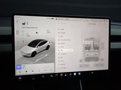 2025 Tesla MODEL Y — миниатюра 23