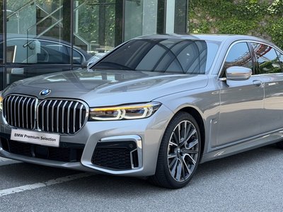 BMW 7 SERIES - 1