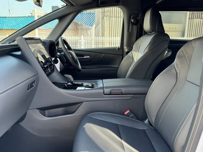 TOYOTA VELLFIRE - 6