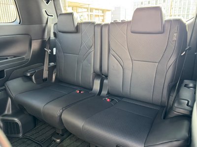 TOYOTA VELLFIRE - 8