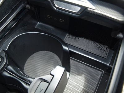 صورة مصغرة 27 لـ 2025 Mercedes-BENZ C-CLASS