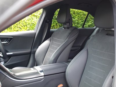 2025 Mercedes-BENZ C-CLASS 照片 10