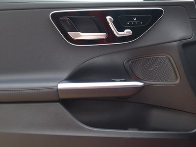 2025 Mercedes-BENZ C-CLASS 照片 7