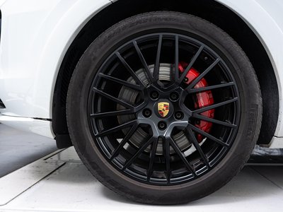 PORSCHE CAYENNE - 7