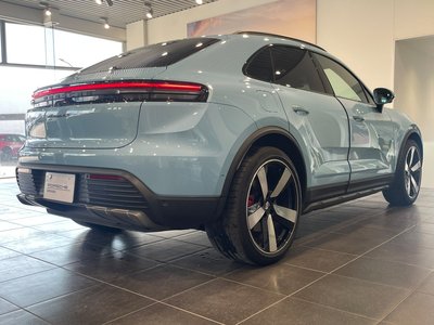 PORSCHE MACAN - 5