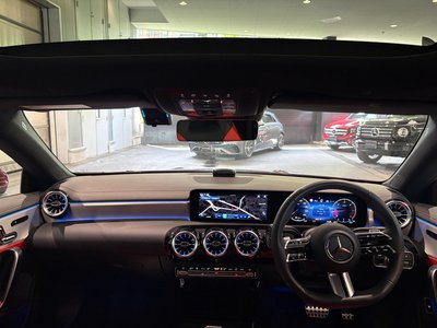 MERCEDES-BENZ CLA - 9