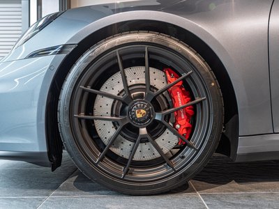 PORSCHE 911 - 9