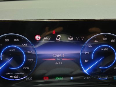 صورة 8 لـ 2025 Mercedes-BENZ EQB