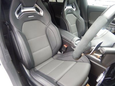 2022 Mercedes-BENZ CLA AMG — фото 10