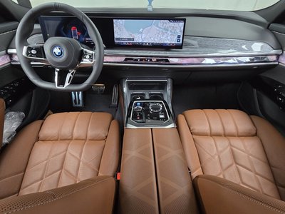BMW I7 - 5