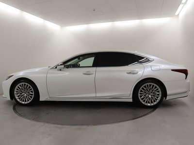 صورة 5 لـ 2025 Lexus LS