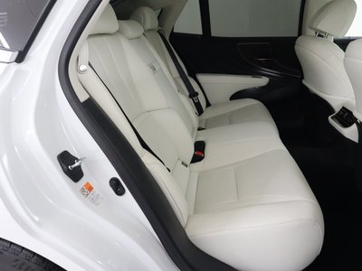 صورة مصغرة 27 لـ 2025 Lexus LS