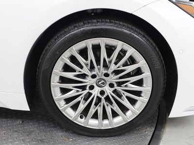 صورة مصغرة 24 لـ 2025 Lexus LS