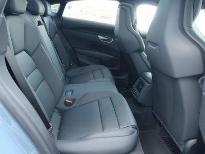 2025 AUDI E-TRON GT QUATTRO photo 10