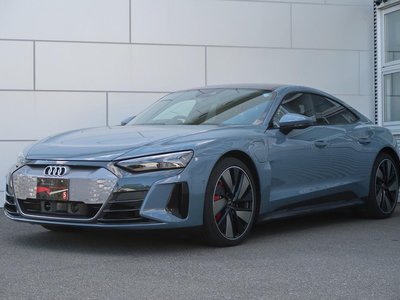 2025 AUDI E-TRON GT QUATTRO photo 1