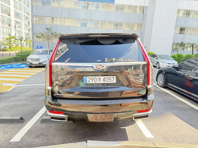 CADILLAC ESCALADE - 3