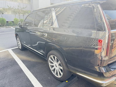 CADILLAC ESCALADE - 2