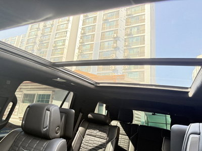 CADILLAC ESCALADE - 8