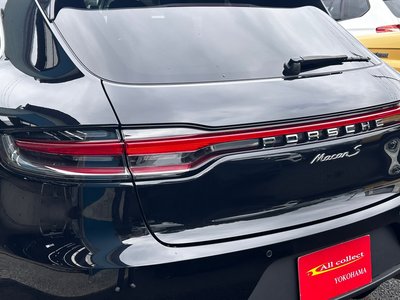 2021 Porsche MACAN photo 10