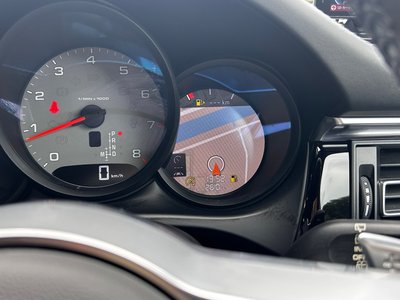 2021 Porsche MACAN thumbnail 28