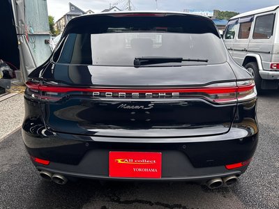 2021 Porsche MACAN photo 8