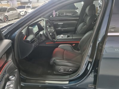 صورة 9 لـ 2022 Genesis G90 (RS4)