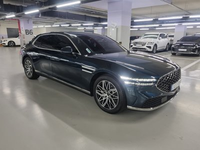 صورة 5 لـ 2022 Genesis G90 (RS4)