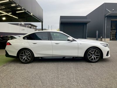 2024 BMW 5 SERIES 缩略图 72
