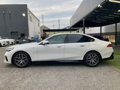 2024 BMW 5 SERIES 缩略图 75
